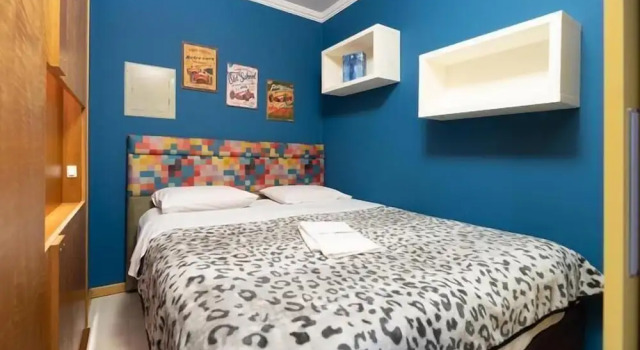 GRAMADO SOLAR REAL - 2 APTS de 2 quartos no mesmo prédio, cada um comporta até 7 pessoas - IDEAL PARA GRUPOS - central - IDEAL PARA ANDAR A PÉ, nesta plataforma desde janeiro de 2016, oferecemos CREDIBILIDADE - seu PET é bem-vindo - GARAGEM COBERTA, Забронировать Отель Планалту Риу-Гранди-ду-Сул