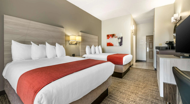 Четырёхместный номер Standard Best Western Plus Lake City