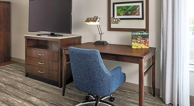 Номер с красивым видом из окна Hilton Garden Inn Nashville Downtown Convention Center