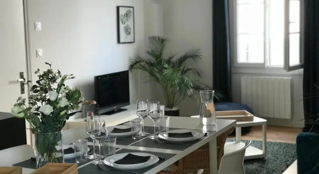 Апартаменты Appartement au coeur du quartier historique