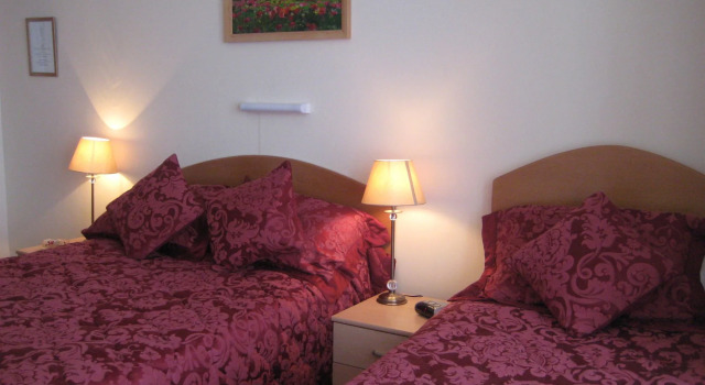 Cleve Court Hotel, Забронировать Отель Пейнтон Девон, рядом с Goodrington Station