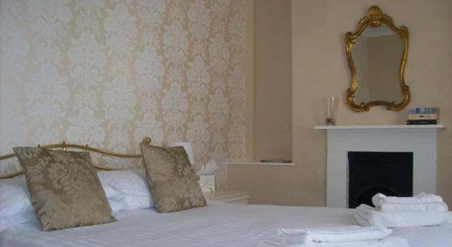 Sea Beach House Hotel, Забронировать Отель Истборн 