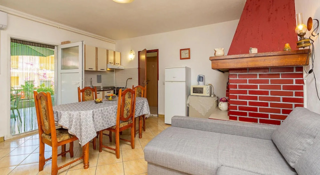 Nice Home in Pula With Wifi and 1 Bedrooms