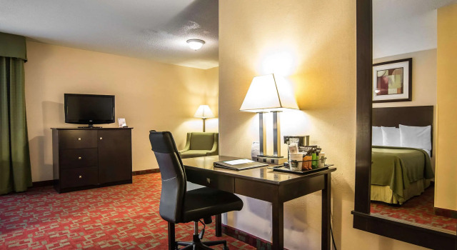 Quality Inn Shelburne, Rezervovat Hotel Burlington Burlington Area