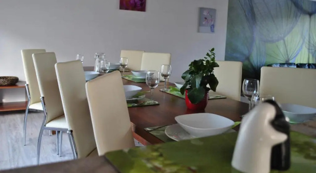 Apartment Mlýnská, Забронировать Апартаменты/квартира Отели Оломоуцкий края с парковкой, Парковка