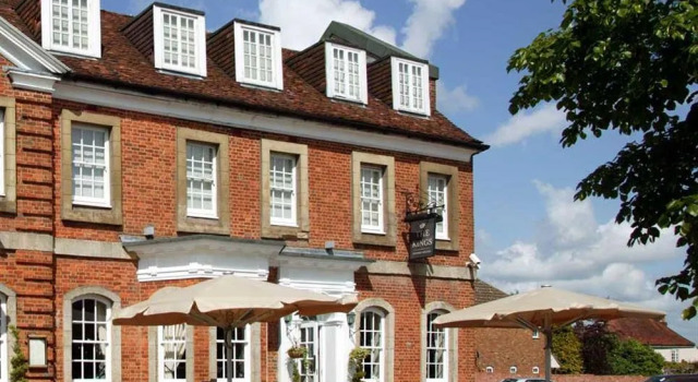 Kings Hotel, Забронировать Отель Стокенчерч 