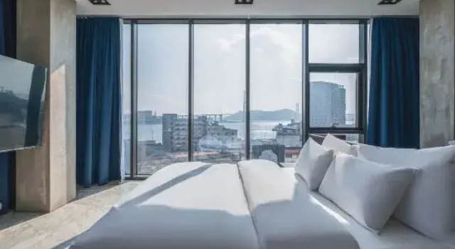 Двухместный люкс Harbor Bridge Hotel