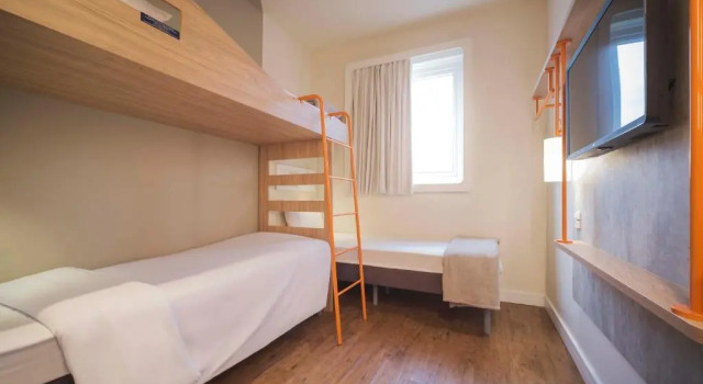 Трёхместные апартаменты Ibis Budget Farroupilha