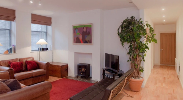 Apartment The Causeway at The Southside, Забронировать Апартаменты/квартира Отели Эдинбурга с парковкой, рядом с Wohl Pathology Museum, Парковка