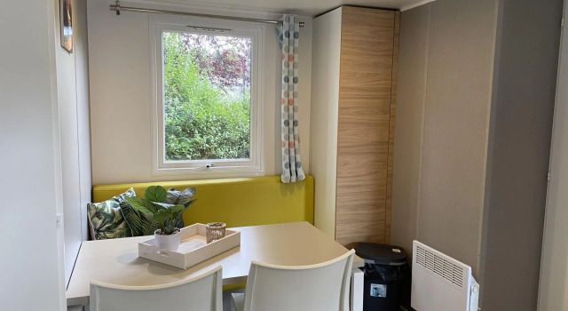 Neat Chalet With Microwave, Near Antwerp, Book Chalet Hotels in Antwerp with a Pool, Swimming Pool
