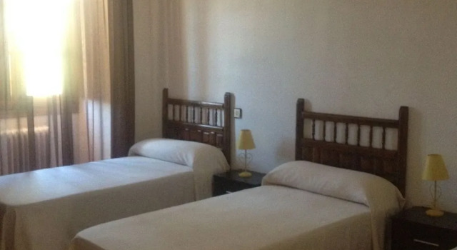 Albergue San Francisco, Забронировать Отель Алькарас Albacete Province