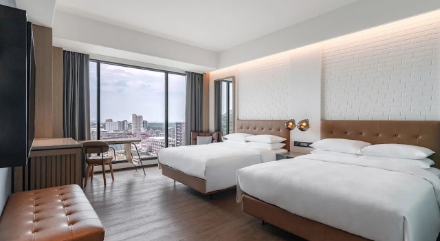 Четырёхместный номер Standard Four Points by Sheraton Taipei Bali