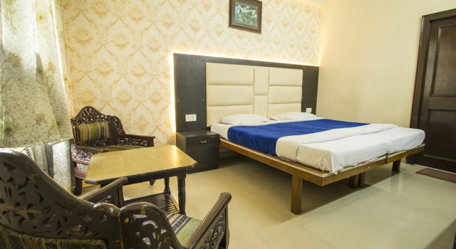 Люкс WOW STAYZ2 Hotel Jahanvi Dale