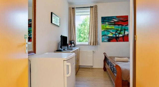 Huis Van Steen, Foglalás Szálloda Lelystad Flevoland