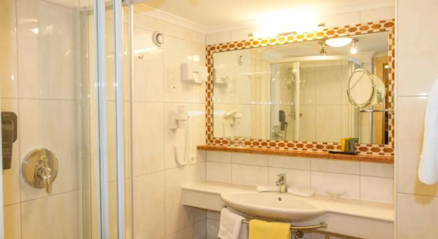 Двухместный номер Standard с балконом Hotel Jägerhof