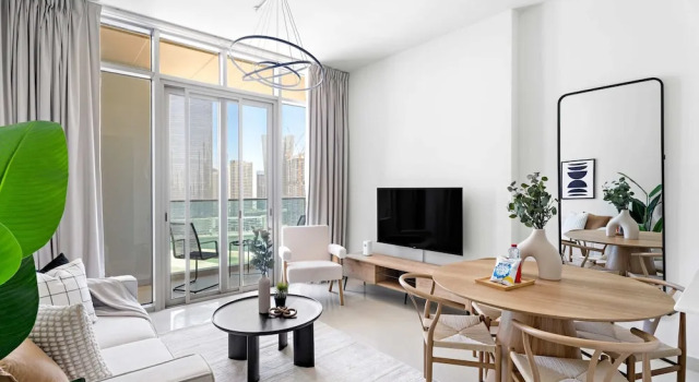 Клубные апартаменты с балконом Silkhaus Julphar Tower, Al Reem Abu Dhabi