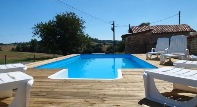 Chez Chiron, Boek Appartement Brie-sous-Chalais Frankrijk