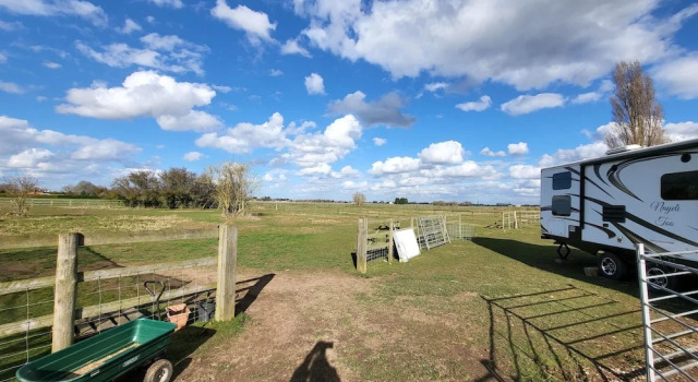 Люкс Comfort Glamping With Llamas