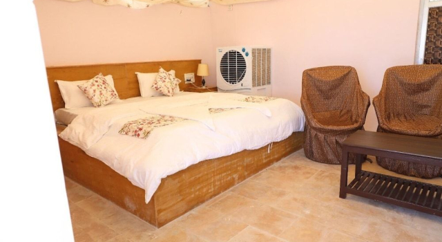 Sky Blue Desert Camp Jaisalmer, Boek Camping Campings & glamping in Rajasthan, Camping