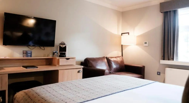 Номер Deluxe The White Hart Hotel