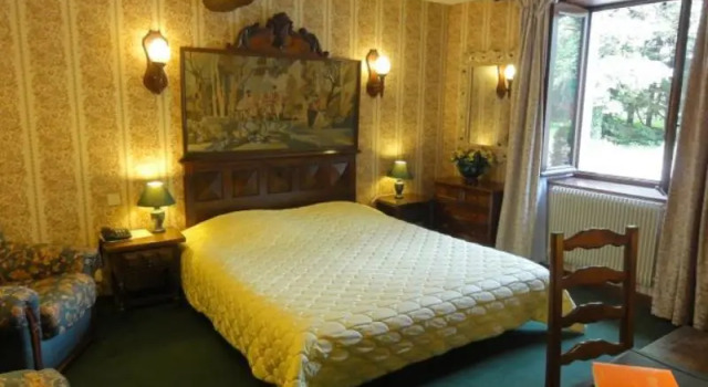 Auberge La Sarrasine, Забронировать Хостел Конфрансон Овернь-Рона-Альпы