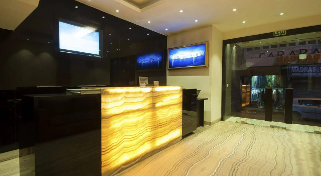 Hotel Good Palace, Забронировать Отель Отели Нью-Дели с завтраком, Завтраки