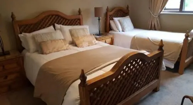 The Baytree Restaurant & Guesthouse, Buchen Sie Bed & Breakfast Carlingford Louth County