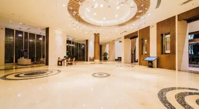 Helston Hotel, Boek Hotel Hotels in Guangdong met parkeren, Parkeren