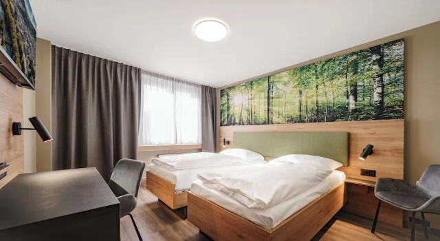 Номер Superior с балконом Hotel Linde - 24h Self Check-in