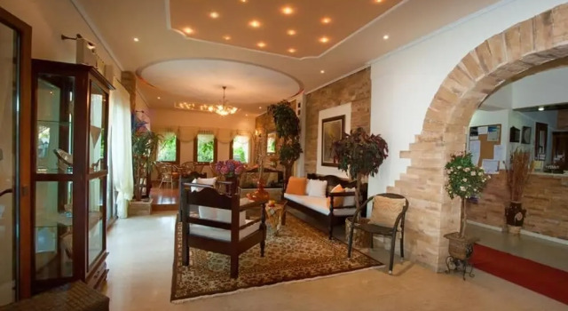 Castello Rosso Hotel, Book Hotel Nea Styra Evia