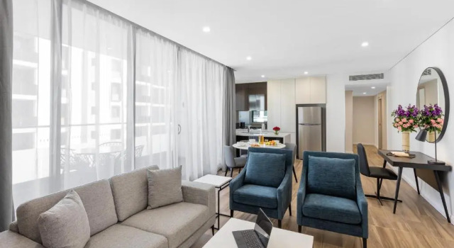 Люкс Luxury с 2 комнатами Meriton Suites Sydney Airport