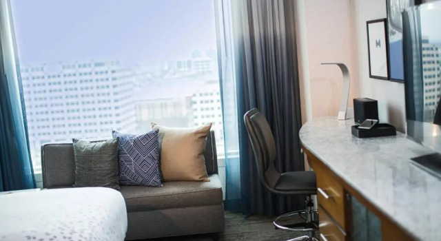 Номер Standard Renaissance Schaumburg Convention Center Hotel