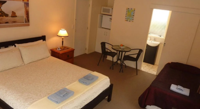 Centennial Heights Accommodation, Rezerwuj Hotel Whitianga 