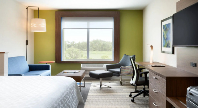 Люкс Holiday Inn Express & Suites Heath - Newark by IHG