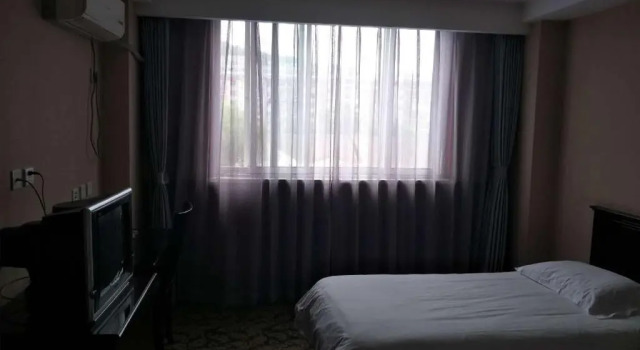 Номер Business Huilong Tower Hotel