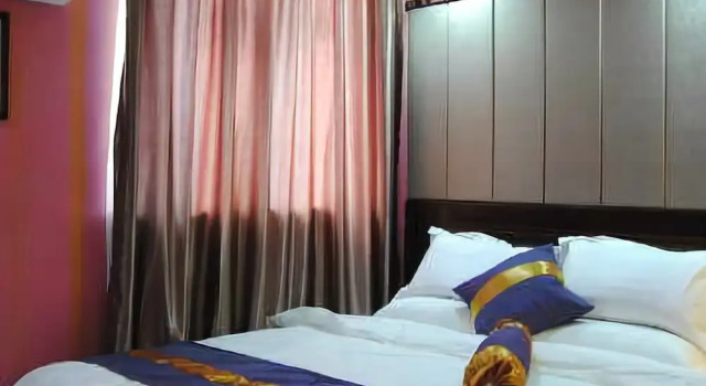 Huayu Qicai Multi-level Hotel, Book Hotel Zhengzhou Henan