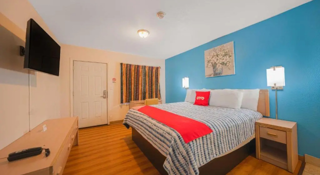Четырёхместный номер Standard Royal Gateway Motel
