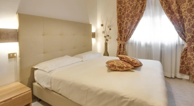 Hotel Il Buongustaio, Boek Hotel Massa Apuana coast