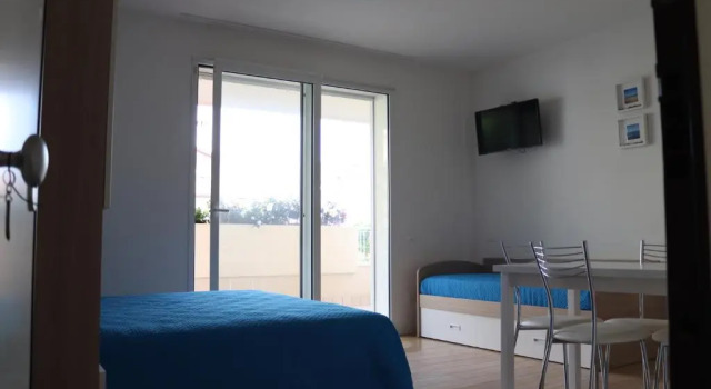 Студия с балконом Residence Antares