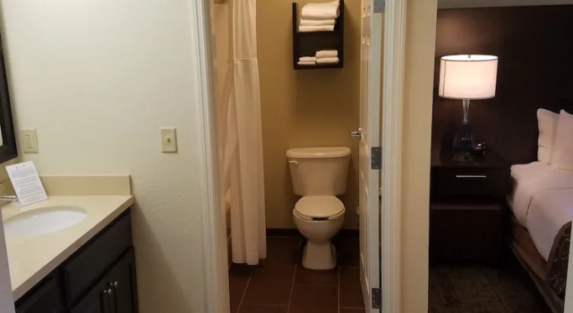 Люкс с 2 комнатами Staybridge Suites - Cincinnati North by IHG