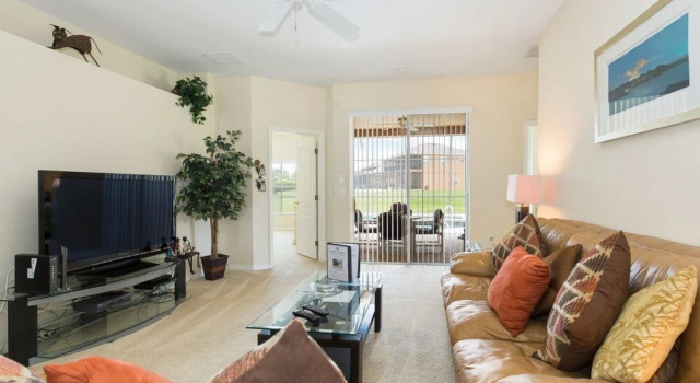 Beautifully Furnished Executive Home on Gated Community Near Disney and Champions Gate - 388, Book Hotel Hoteller i Four Corners med pool, Swimmingpool