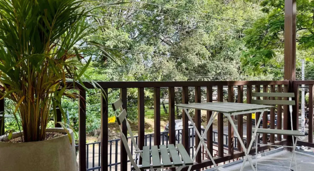 w Amazing Loft w Perfect Balcony in Cali, Забронировать Апартаменты/квартира Отели Кали с парковкой, рядом с The Plane's Park, Парковка