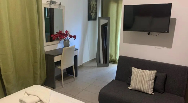 Вилла Deluxe Villa Lady Dafni with private heated pool
