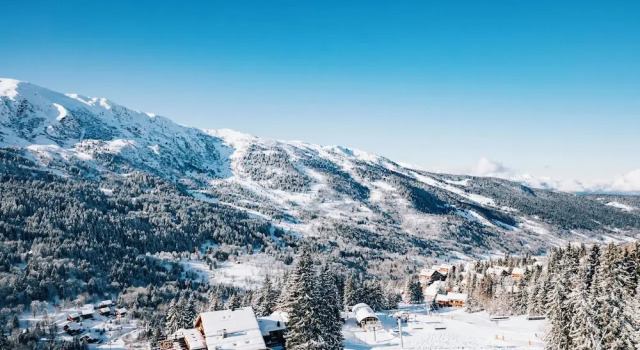 Полулюкс Hotel Le Coucou Méribel