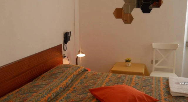Albergo Rosa, Buchen Sie Hotel Carenno 