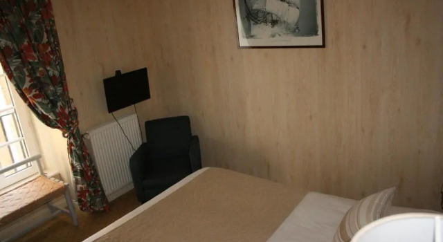 Номер Economy Hôtel Le DAvaugour