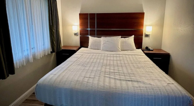 Двухместный люкс Western Holiday Lodge