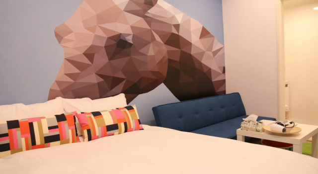 Fengjia Base14 Hostel