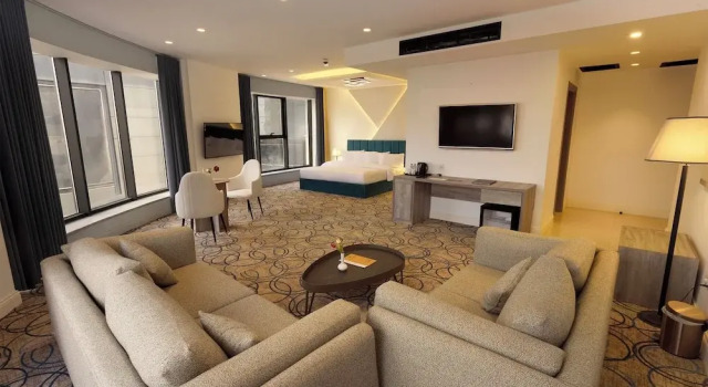 Люкс Deluxe Luxury Palace Hotel