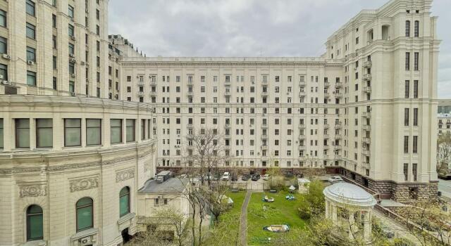 One-bedroom apartment in the famous Stalin high-rise, Book Apartment Moscow Russia